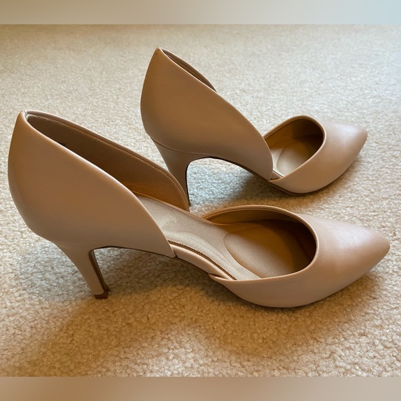 Apt. 9 Women's Nude Heels size 8 - Picture 4 of 6
